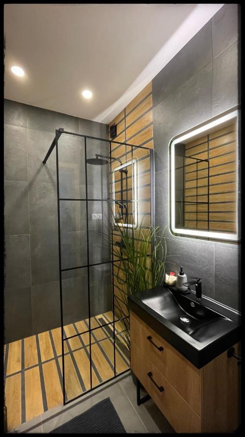 Good Knight Apartman Apartman Szeged Kültér fotó